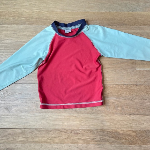 Egg Long Sleeve Rash Guard - Picture 3 of 6